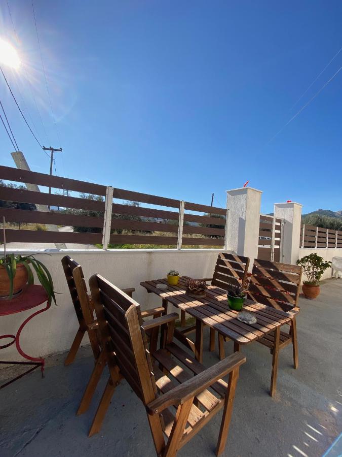 Mpanos Sea Apartment 1 Loutra Oraias Elenis Ngoại thất bức ảnh